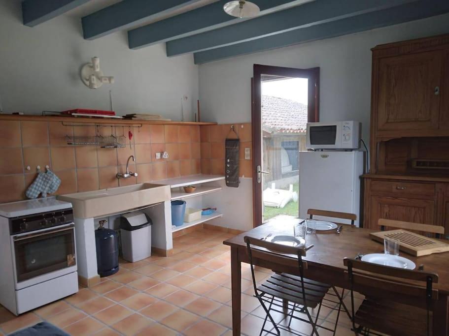 Le Petit Frouas Sud Appartement Vielle-Saint-Girons Buitenkant foto